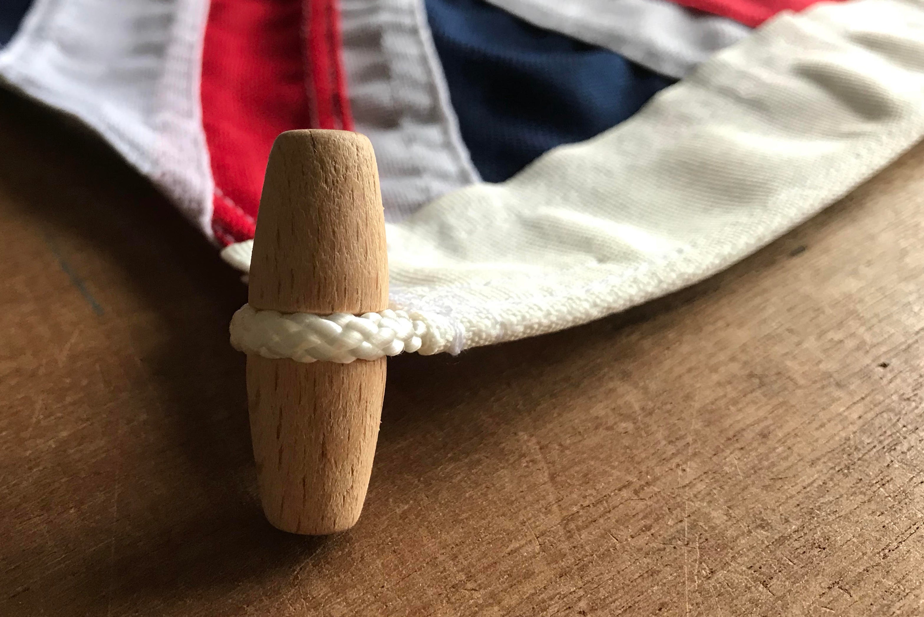 How To Attach Rope And Toggle Flag at Lonnie Diaz blog
